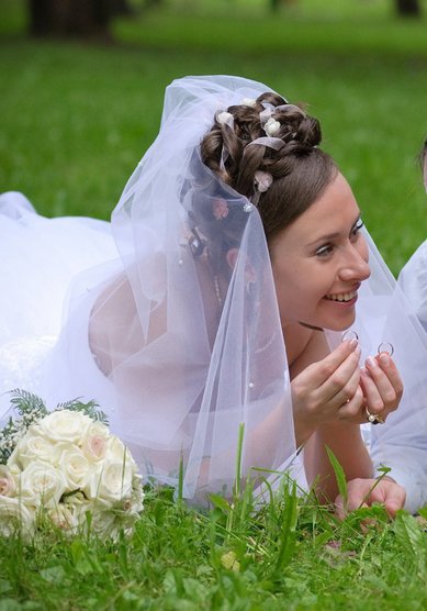 Прическа на свадьбу С10446 - стилист-визажист Мила Кузьмина