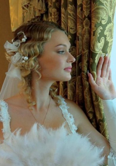 Прическа на свадьбу А17044 - Свадебный стилист Анна Крылова
