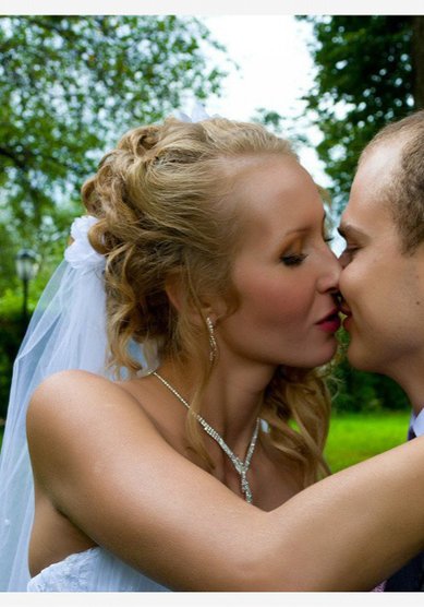 Прическа на свадьбу С17684 - стилист-визажист Мила Кузьмина