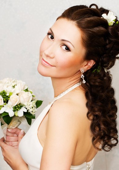 Прическа на свадьбу Романтика (П18120) - Стилист-визажист Елена Плетнер