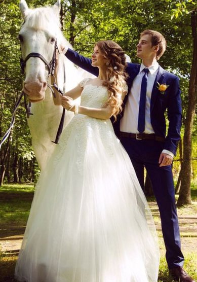 Прическа на свадьбу С18308 - стилист-визажист Мила Кузьмина