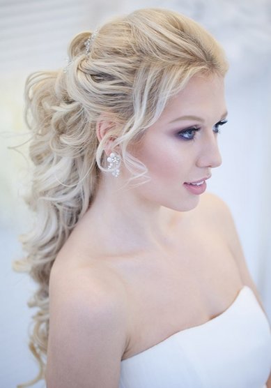 Свадебная прическа Греческая коса (М19057) - Стилист-визажист Москвичка