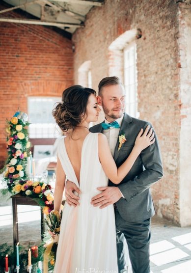 Свадебная прическа Свободный пучок (М19069) - Стилист-визажист Москвичка