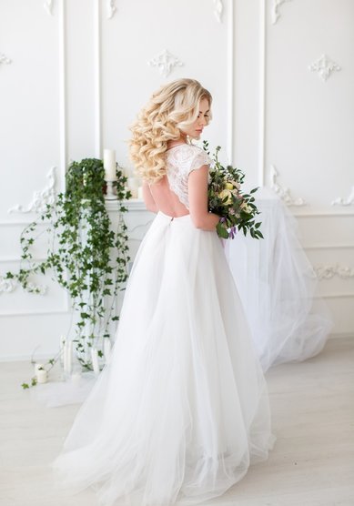 Свадебная прическа Распущенные локоны (М20381) - Стилист-визажист Москвичка