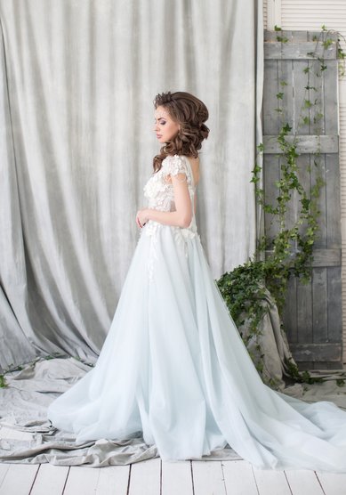 Прическа на свадьбу Асимметричная греческая коса (М20384) - Стилист-визажист Москвичка...