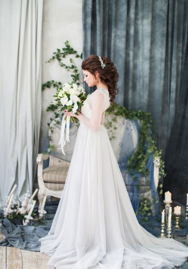 Прическа на свадьбу Греческая коса назад (М20390) - Стилист-визажист Москвичка