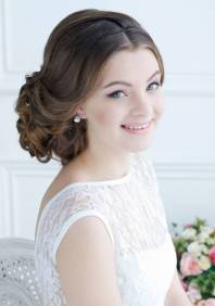 Стилист-визажист Анна Маланичева