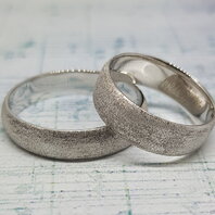 Обручальные кольца 40232754 | 40232754-Ю15566 из белого золота, фигурные