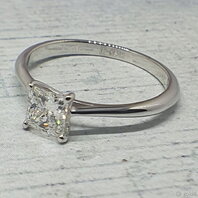 Помолвочное кольцо 49689710-Ю15744 из белого золота