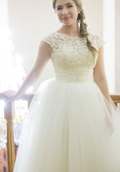 Свадебное платье О65705. С пышной юбкой.