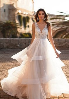 Свадебное платье Janelle 17327-Э68891. А-силуэт, длинное со шлейфом.