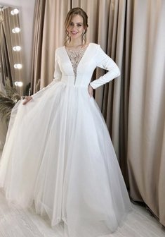 Свадебное платье 2025-B69194. А-силуэт, длинное со шлейфом.