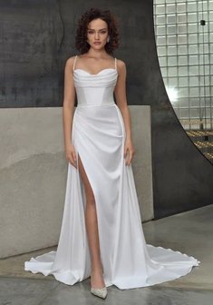 Свадебное платье ММ 0839-M69526. А-силуэт, длинное со шлейфом.