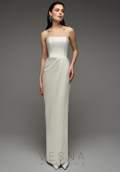 Свадебное платье Пайпер Айвори-V70047. С прямой юбкой, длинное без шлейфа.