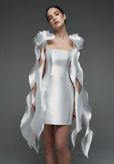 Свадебное платье Вероник Вайт-V70059. С прямой юбкой, короткое без шлейфа.