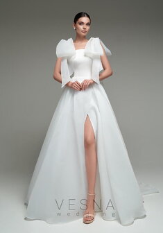 Свадебное платье Майя Лонг-V70084. А-силуэт, длинное со шлейфом.