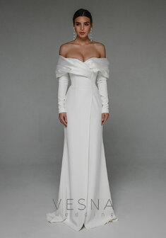 Свадебное платье Тиффани-V70106. С прямой юбкой, длинное со шлейфом.