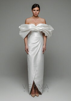 Свадебное платье Рафаэль Вайт-V70129. С прямой юбкой, длинное без шлейфа.