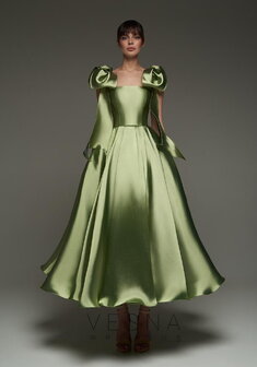 Вечернее платье Келли Грин-V70731. С пышной юбкой, длинное без шлейфа.