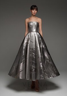 Вечернее платье Грейс Спейс-V70732. С пышной юбкой, длинное без шлейфа.