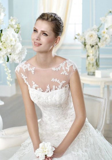 Свадебное платье HALLAND-L36410 - Свадебный салон La Sposa De La Rosa - закрыт