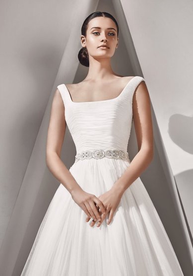 Свадебное платье 1298 Amaia-B58354 - Свадебный салон Bondi blue