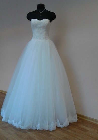 Свадебное платье Татьянка (открытое с вышивкой)-В58917 - Свадебный салон Венера