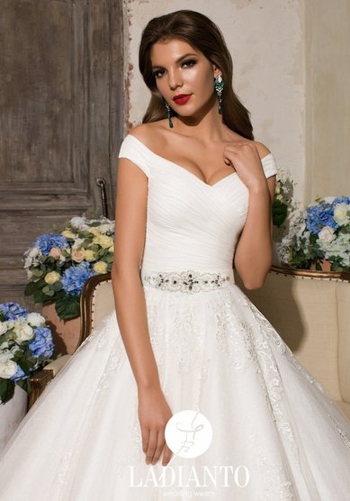 Свадебное платье 152-M64304 - свадебный салон MOON