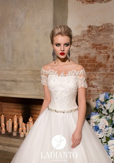 Свадебное платье 142-M64312 - свадебный салон MOON