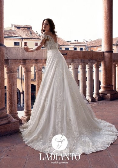 Свадебное платье 115-M64394 - свадебный салон MOON