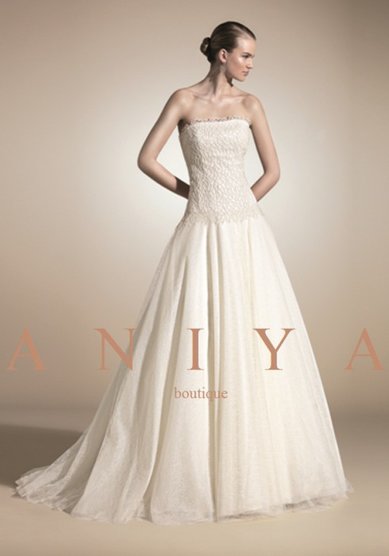 Свадебное платье Carmin-W16494 - Свадебный бутик WonderWhite