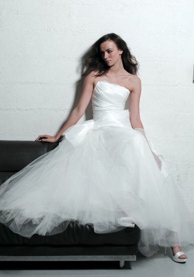 Свадебное платье OUI - 20-K19843 - свадебная и вечерняя мода KATRIN SALON - не работают