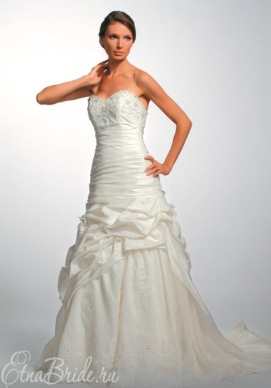 Свадебное платье Роберта-Э40461 - Свадебный салон Этна