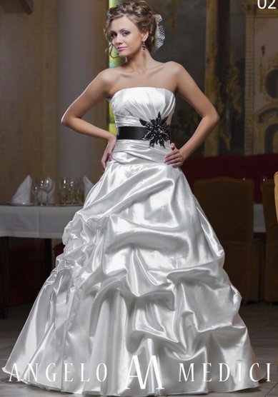 Свадебное платье Angelo Medici-S43799 - Свадебный салон Slanovskiy