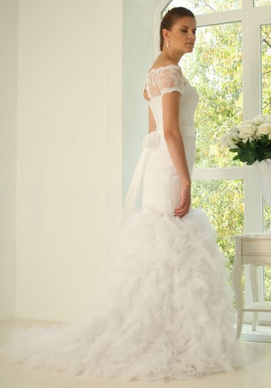 Свадебное платье Русалка (с перьями)-В54340 - Свадебный салон Венера