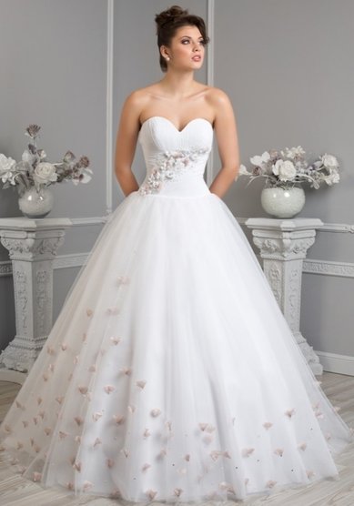 Свадебное платье Арисия, 32-02-К62504 - САЛОН СВАДЕБНОЙ И ВЕЧЕРНЕЙ МОДЫ Конфетка