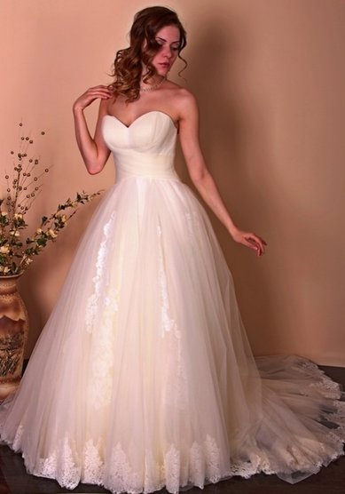 Свадебное платье Сутера, 18-002-К62527 - САЛОН СВАДЕБНОЙ И ВЕЧЕРНЕЙ МОДЫ Конфетка