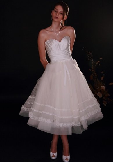 Свадебное платье Элиссия, 50-47-К62642 - САЛОН СВАДЕБНОЙ И ВЕЧЕРНЕЙ МОДЫ Конфетка