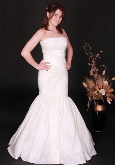 Свадебное платье Павлина, 20-012-К62788 - САЛОН СВАДЕБНОЙ И ВЕЧЕРНЕЙ МОДЫ Конфетка