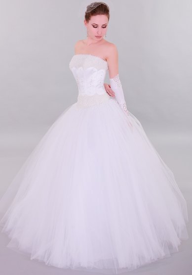 Свадебное платье Лина, 17-222-К62802 - САЛОН СВАДЕБНОЙ И ВЕЧЕРНЕЙ МОДЫ Конфетка