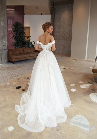 Свадебное платье Рикарда-M68636 - Салон свадебных и вечерних платьев для современных невест MegaDay...