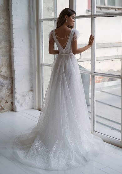 Свадебное платье Эльза-M68662 - Салон свадебных и вечерних платьев для современных невест MegaDay...