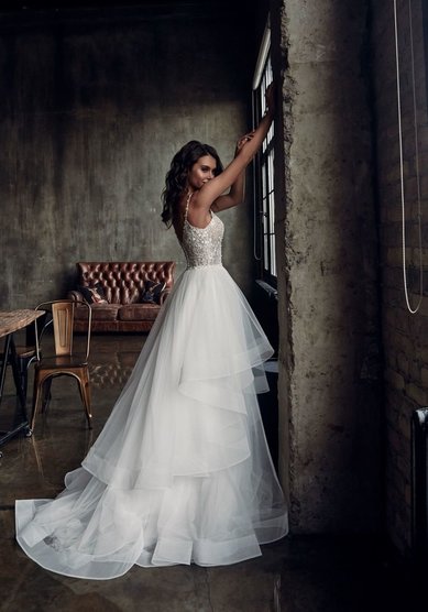 Свадебное платье Тэмми-M68670 - Салон свадебных и вечерних платьев для современных невест MegaDay...