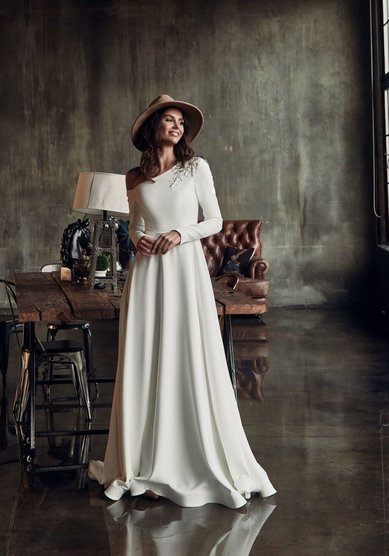 Свадебное платье КОРТНИ-M68673 - Салон свадебных и вечерних платьев для современных невест MegaDay...