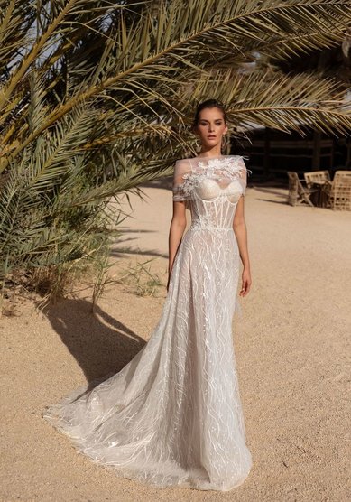 Свадебное платье Мелиса-M68677 - Салон свадебных и вечерних платьев для современных невест MegaDay...