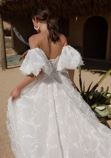 Свадебное платье Мариса-M68679 - Салон свадебных и вечерних платьев для современных невест MegaDay...