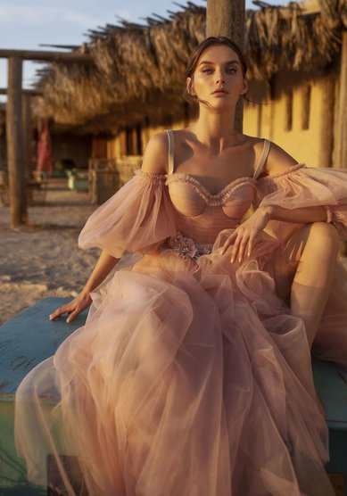 Свадебное платье Виветта-M68685 - Салон свадебных и вечерних платьев для современных невест MegaDay...