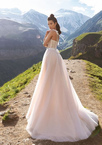 Свадебное платье Бьюти-M68695 - Салон свадебных и вечерних платьев для современных невест MegaDay...