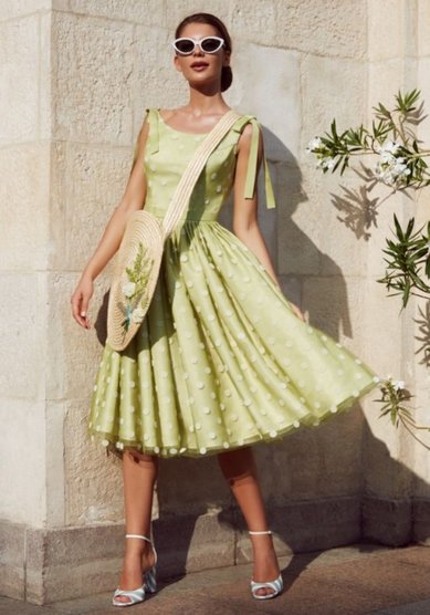 Вечернее платье Виола-M68700 - Салон свадебных и вечерних платьев для современных невест MegaDay...