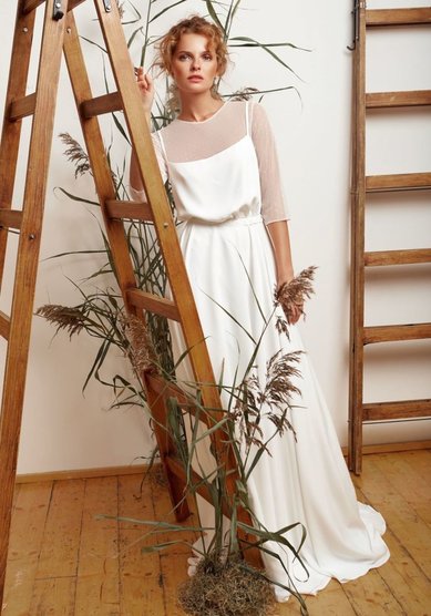 Свадебное платье Фоэр-M68727 - Салон свадебных и вечерних платьев для современных невест MegaDay...